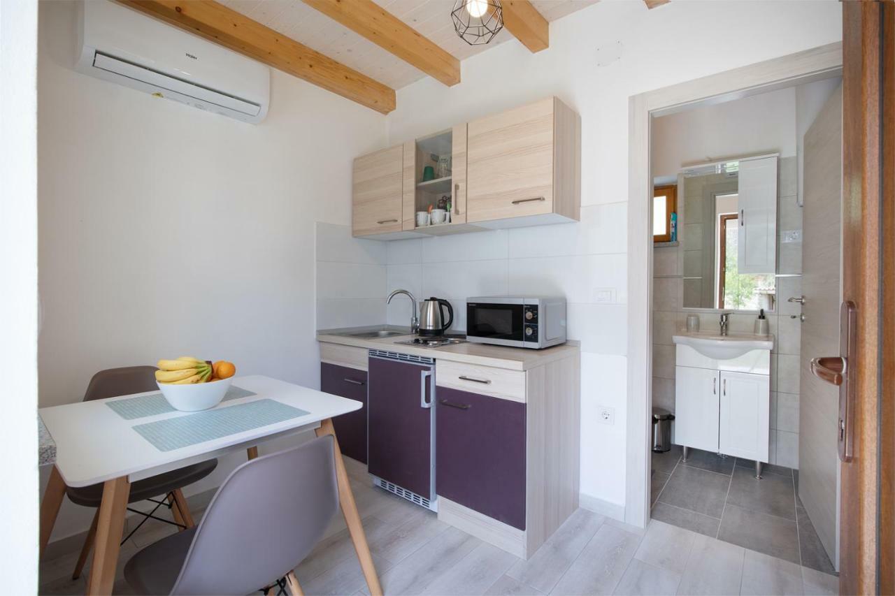Apartments Leonardo&Mak Пула Екстериор снимка