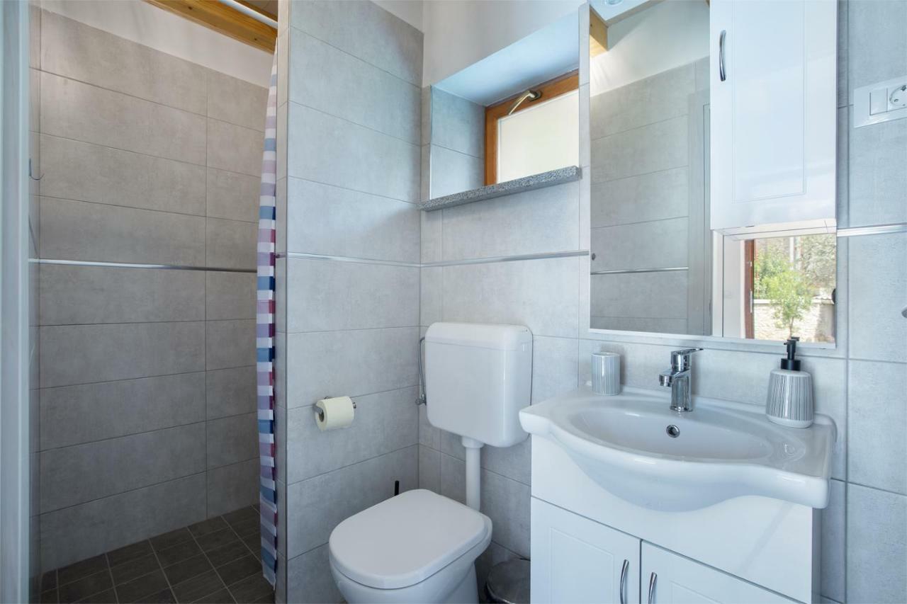 Apartments Leonardo&Mak Пула Екстериор снимка